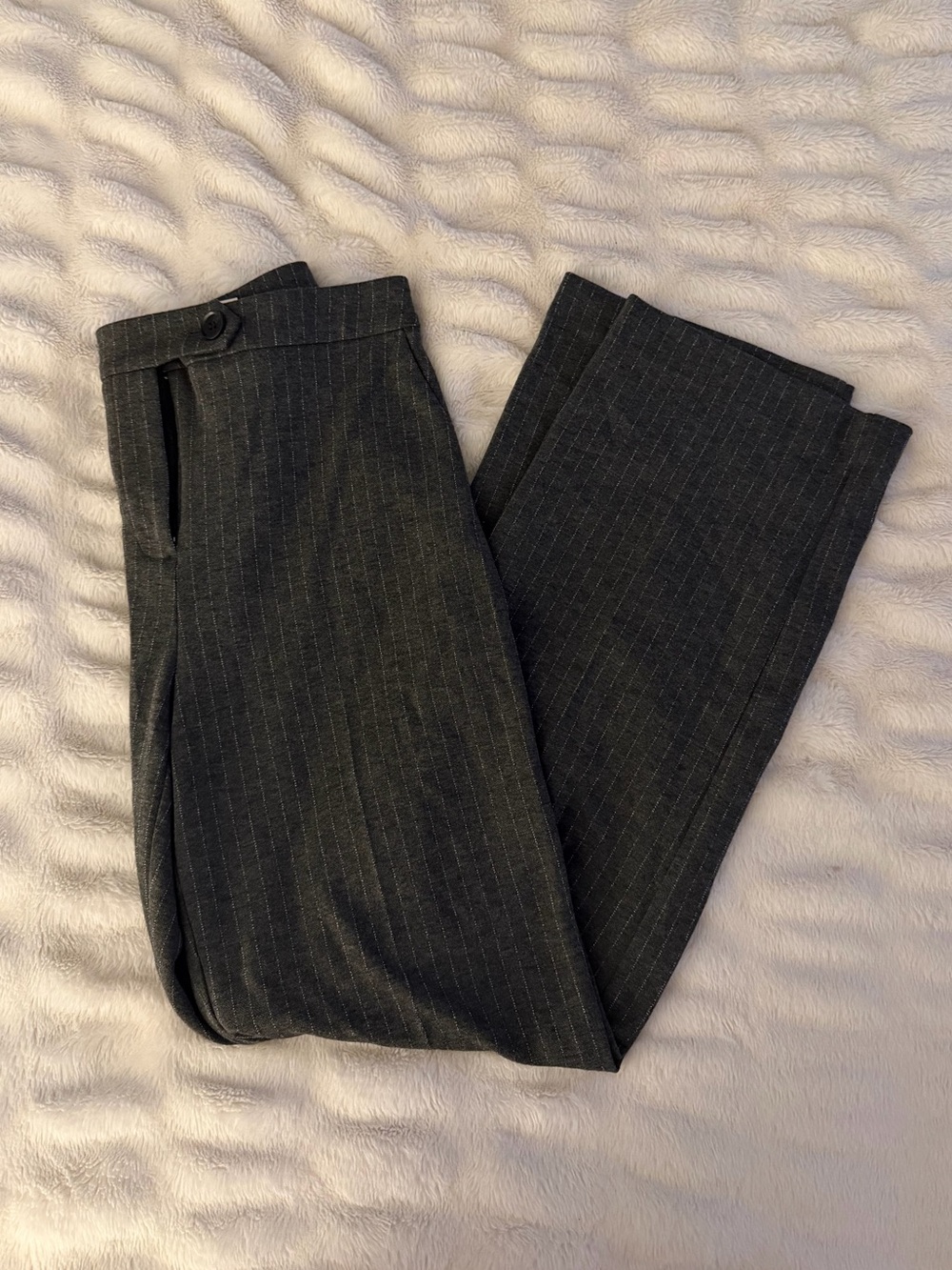 Wide-Leg Pinstripe Women's Trousers in Charcoal